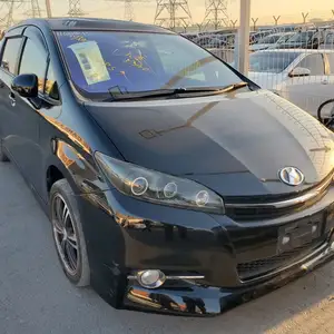 Toyota Wish, 2014