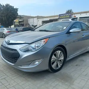 Hyundai Sonata, 2014