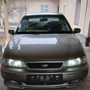 Daewoo Nexia, 1996