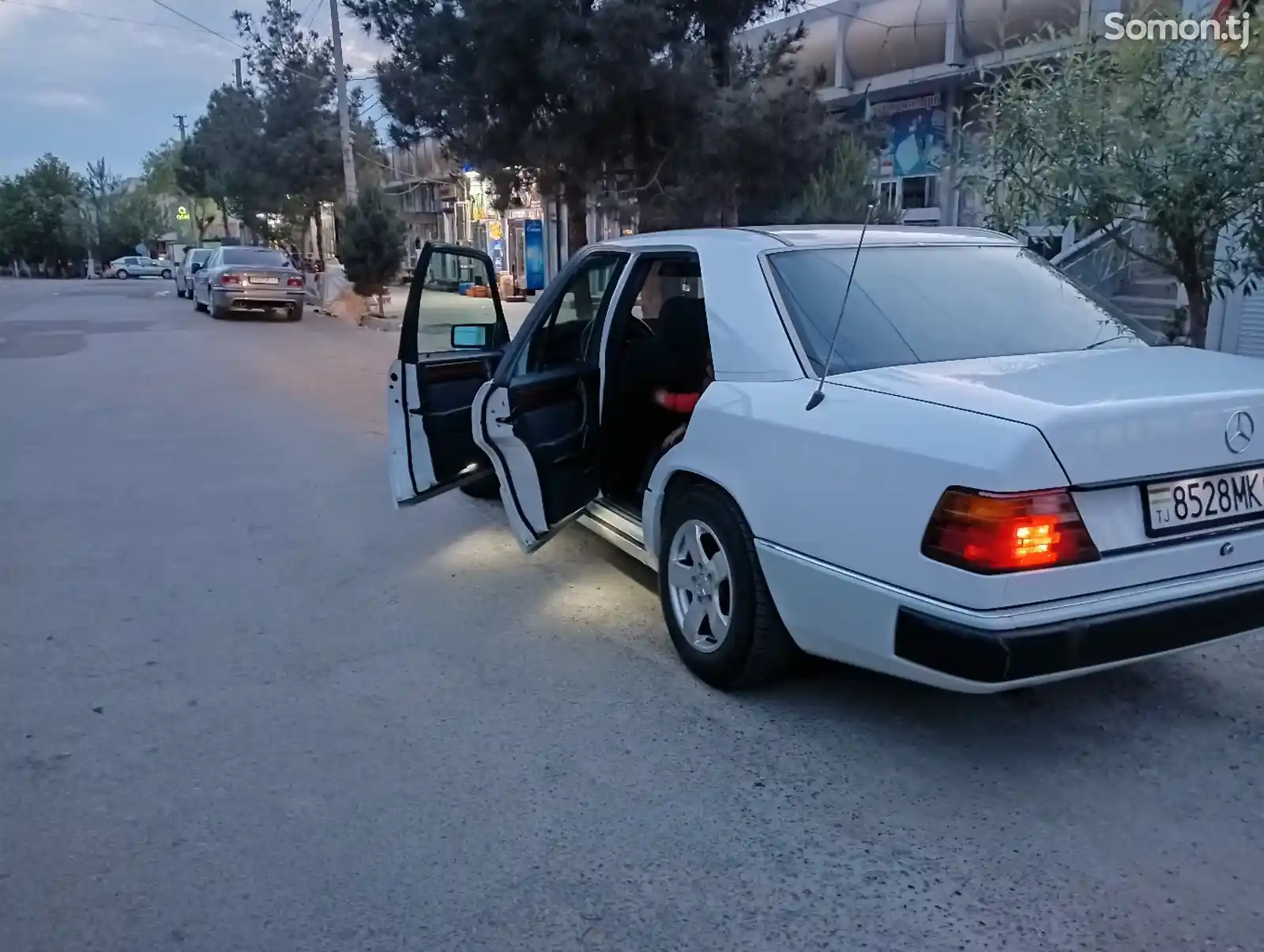 Mercedes-Benz W124, 1992-7