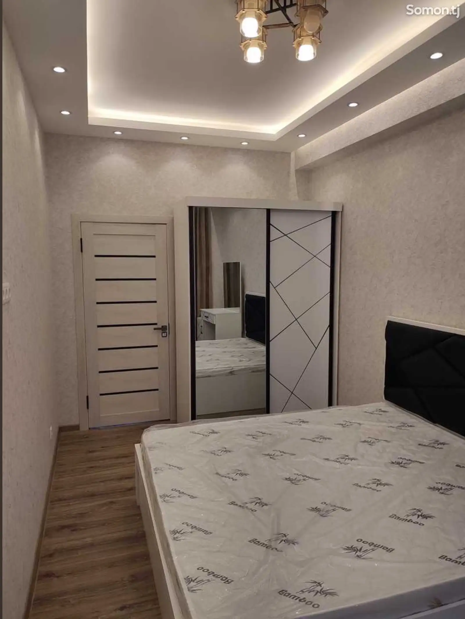 2-комн. квартира, 15 этаж, 63м², Цум-4