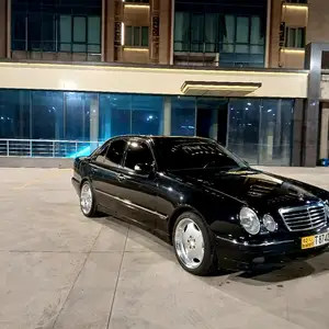 Mercedes-Benz E class, 2001