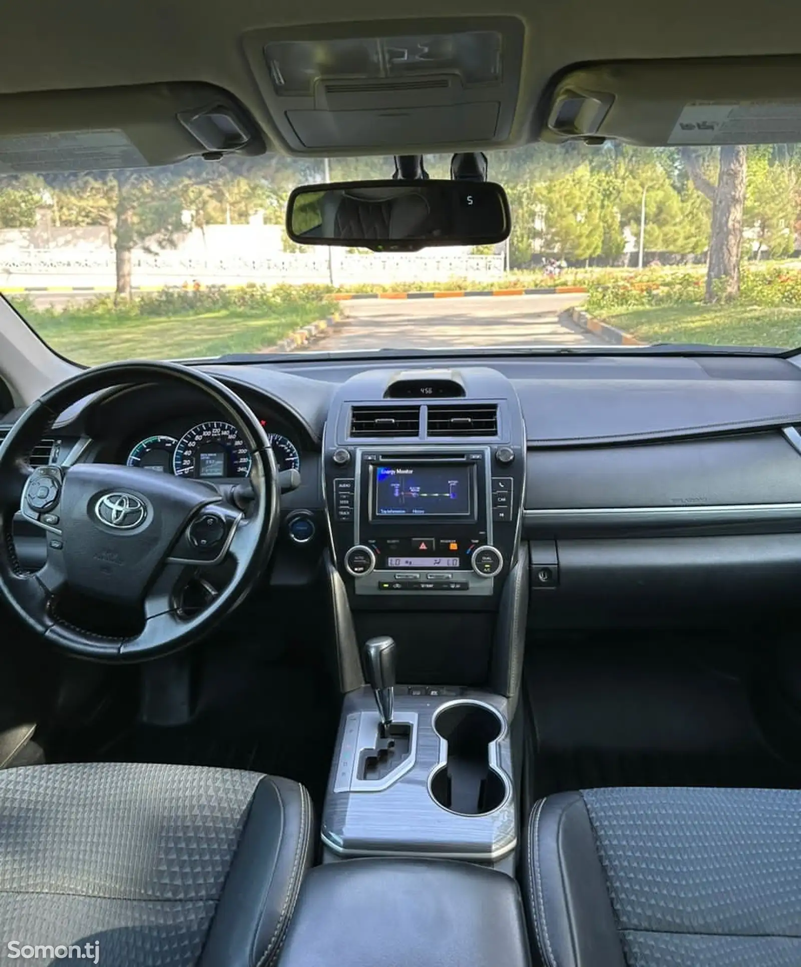 Toyota Camry, 2012-6