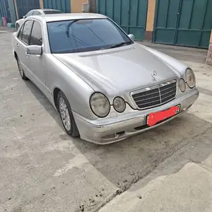 Mercedes-Benz E class, 2000