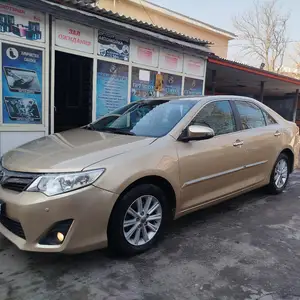 Toyota Camry, 2014