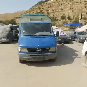 Бортовой грузовик Mercedes-Benz Sprinter