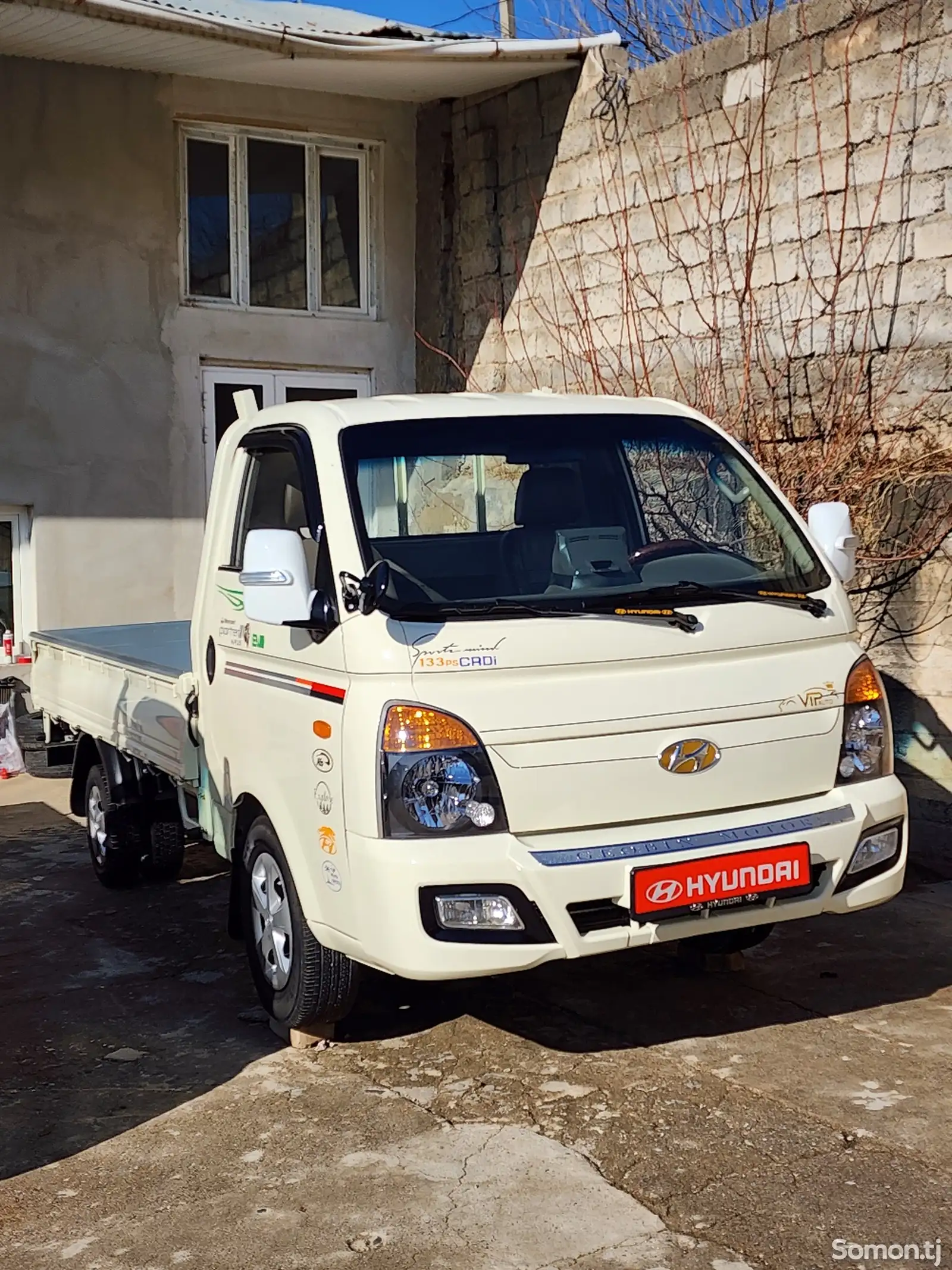 Бортовой автомобиль Hyundai Porter 2, 2016-1