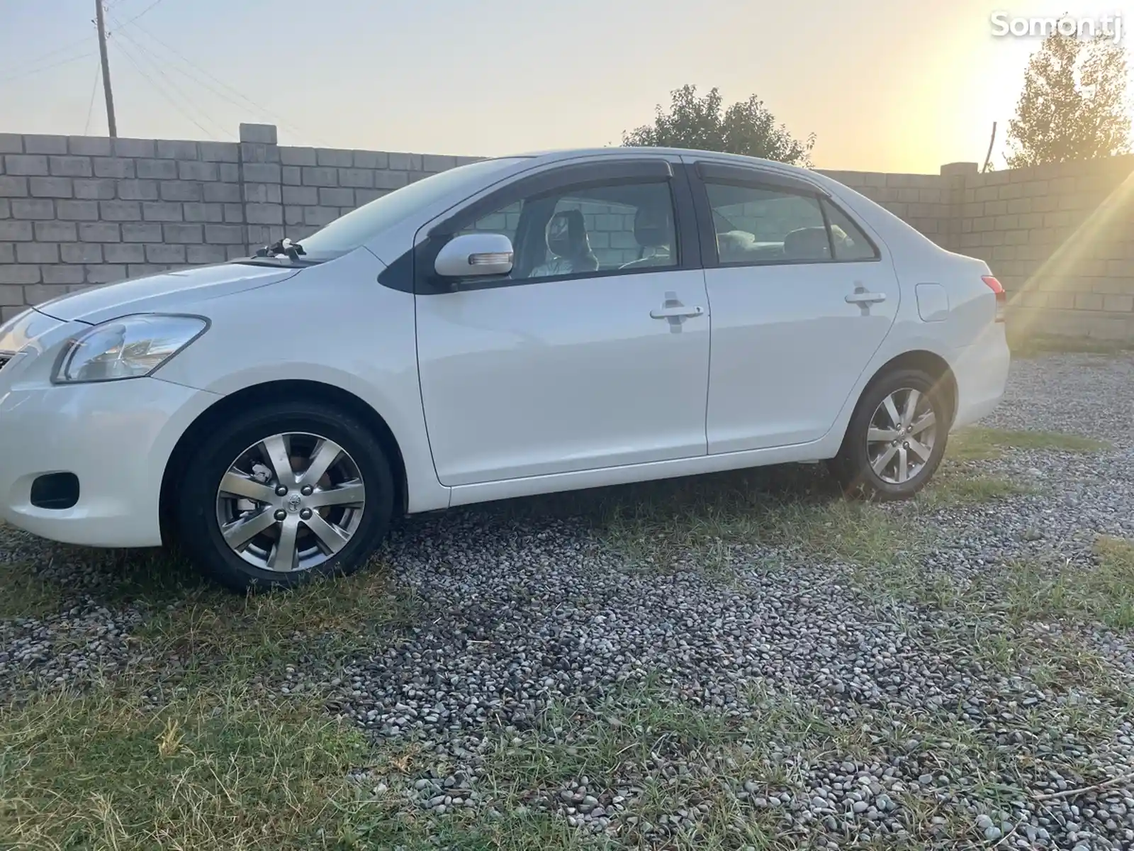 Toyota Belta, 2009-6