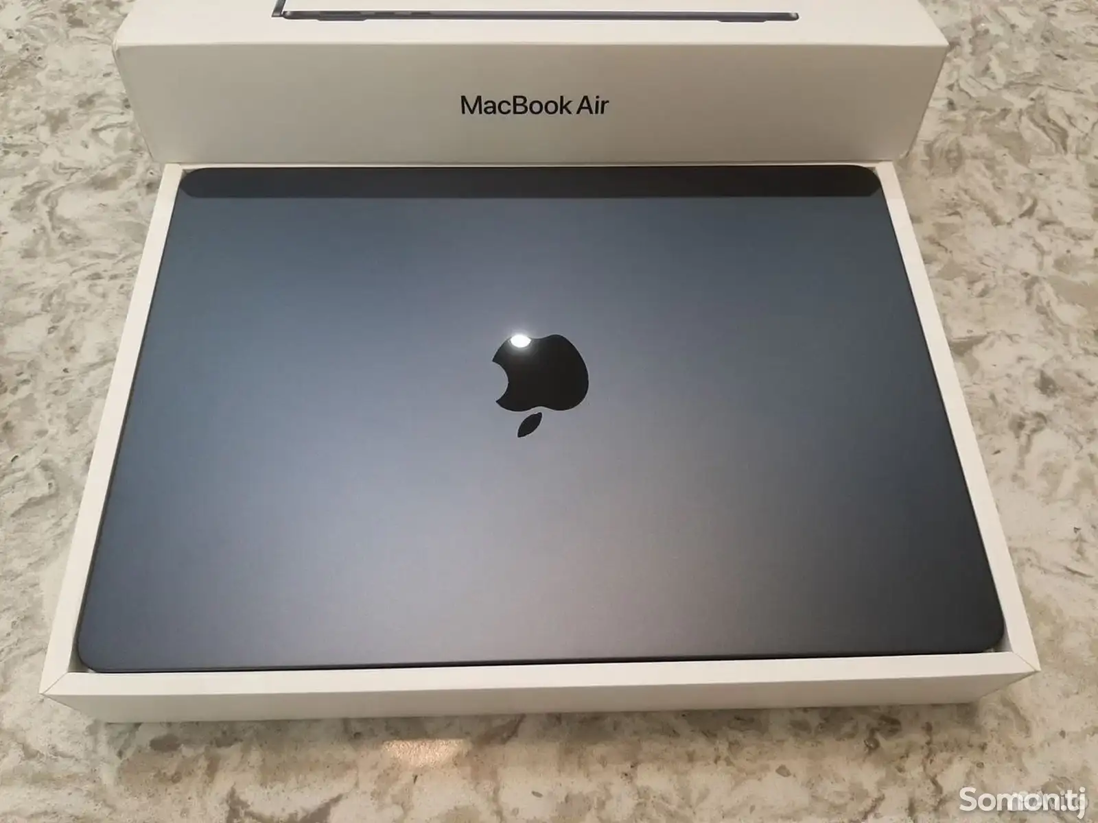 Ноутбук MacBook air 13 m2