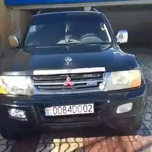 Mitsubishi Pajero, 2002