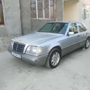 Mercedes-Benz W124, 1994