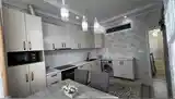 3-комн. квартира, 13 этаж, 70м², Голубой Экран-6