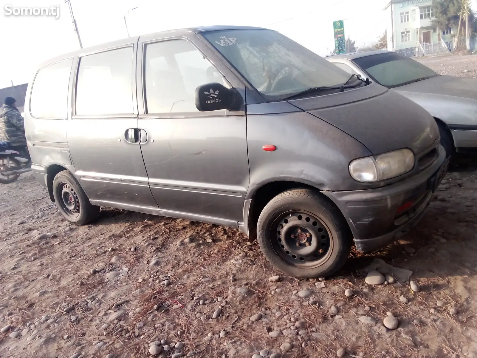 Nissan Serena, 1996-1