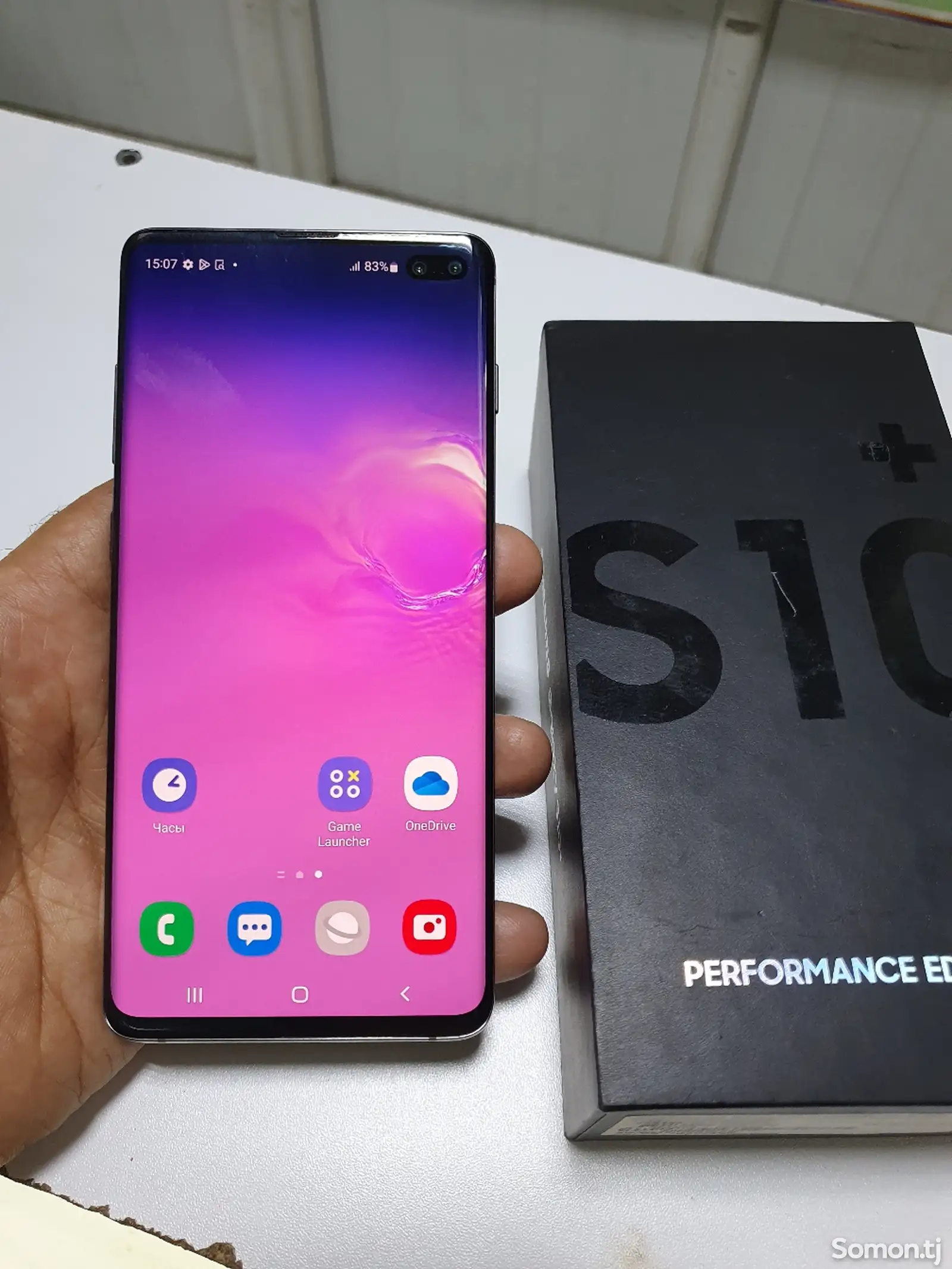 Samsung Galaxy S10 +-3