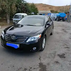 Toyota Camry, 2010