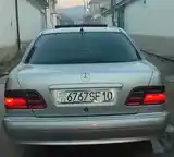 Mercedes-Benz E class, 2000-7