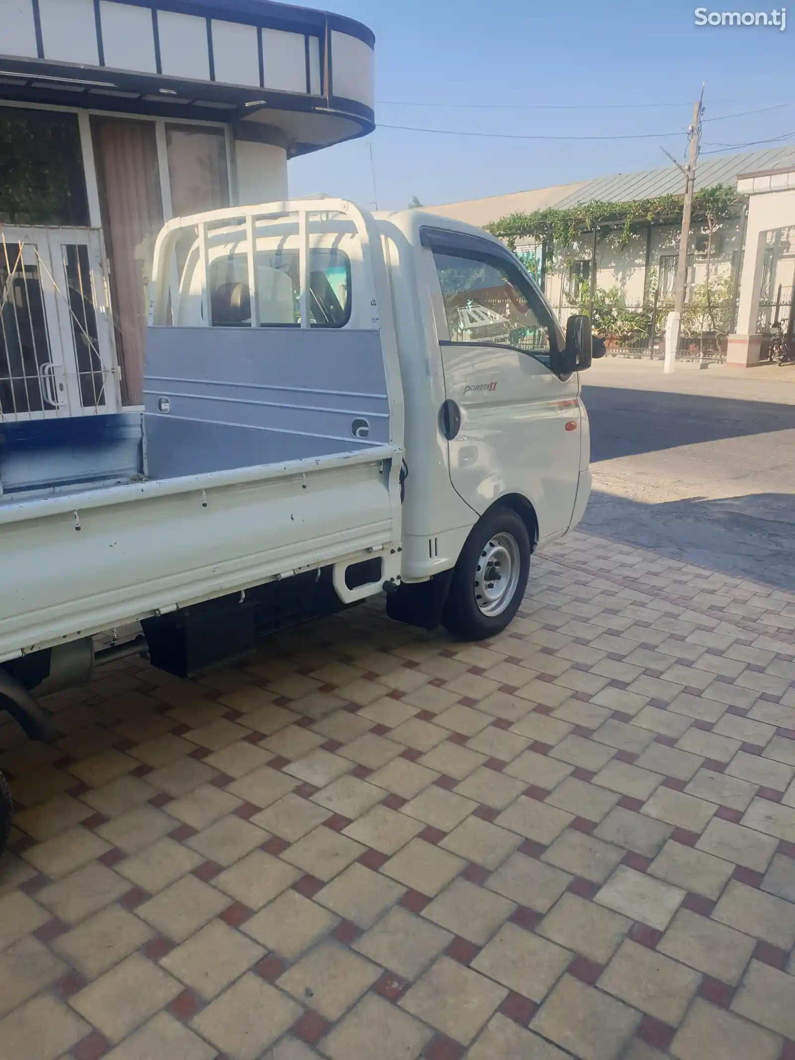 Бортовой автомобиль Hyundai Porter 2010-2