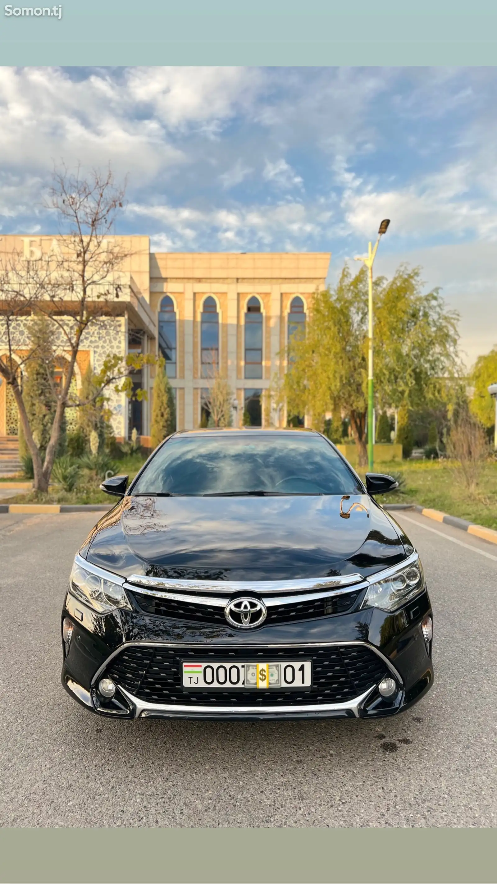 Toyota Camry, 2017-1