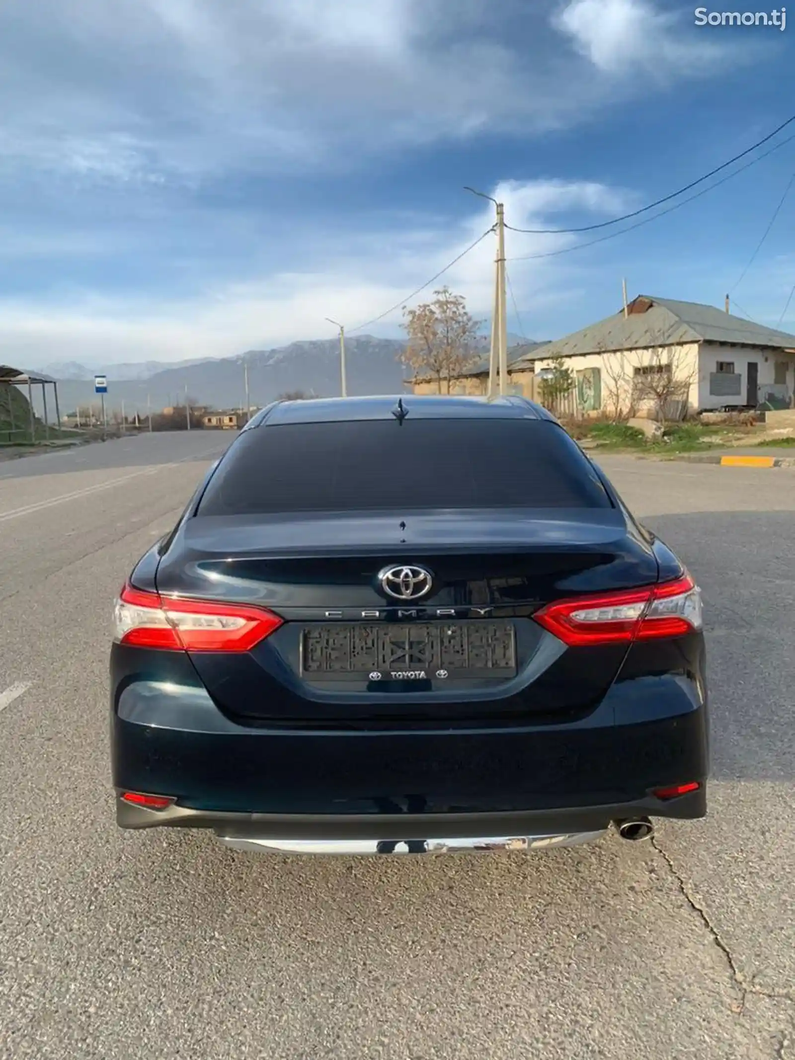 Toyota Camry, 2019-1