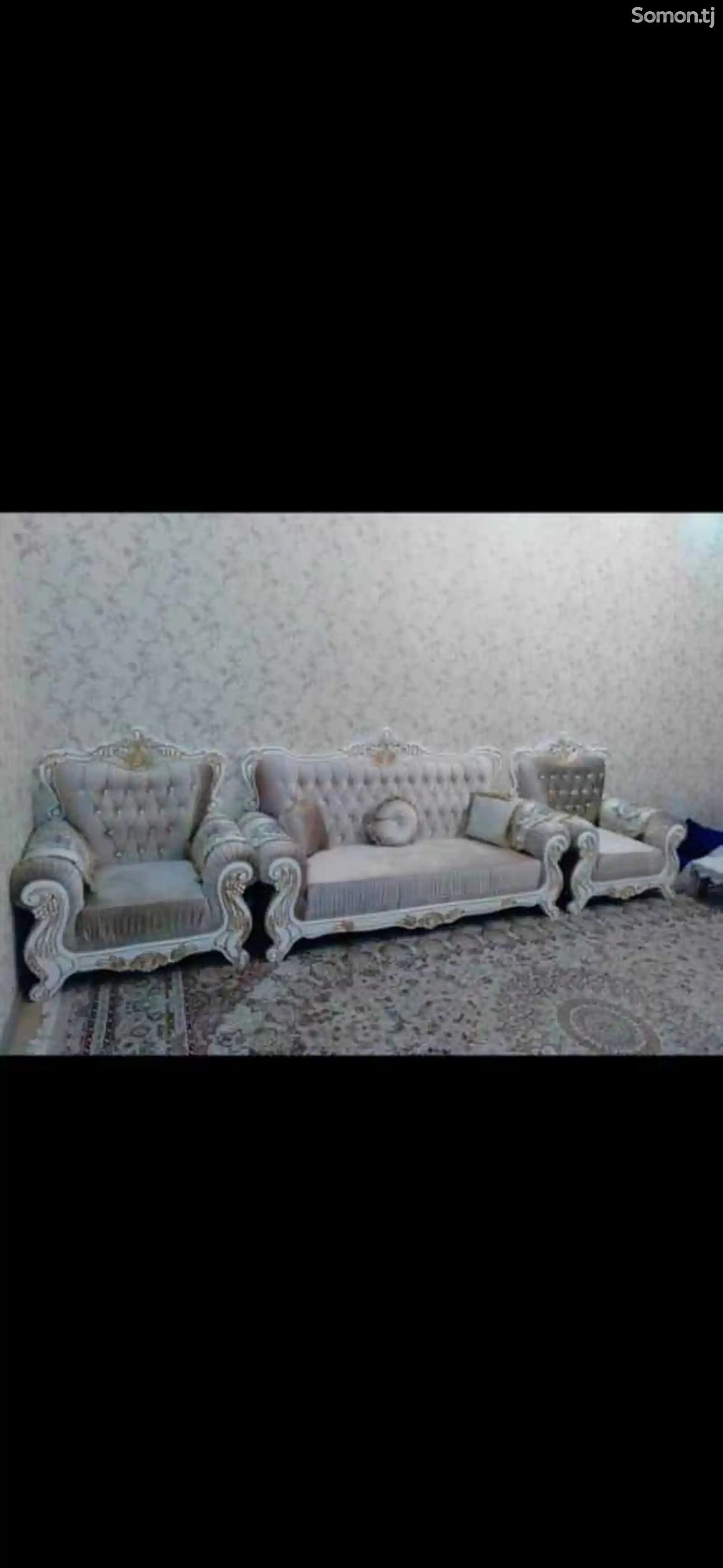 Королевский диван и кресла-2