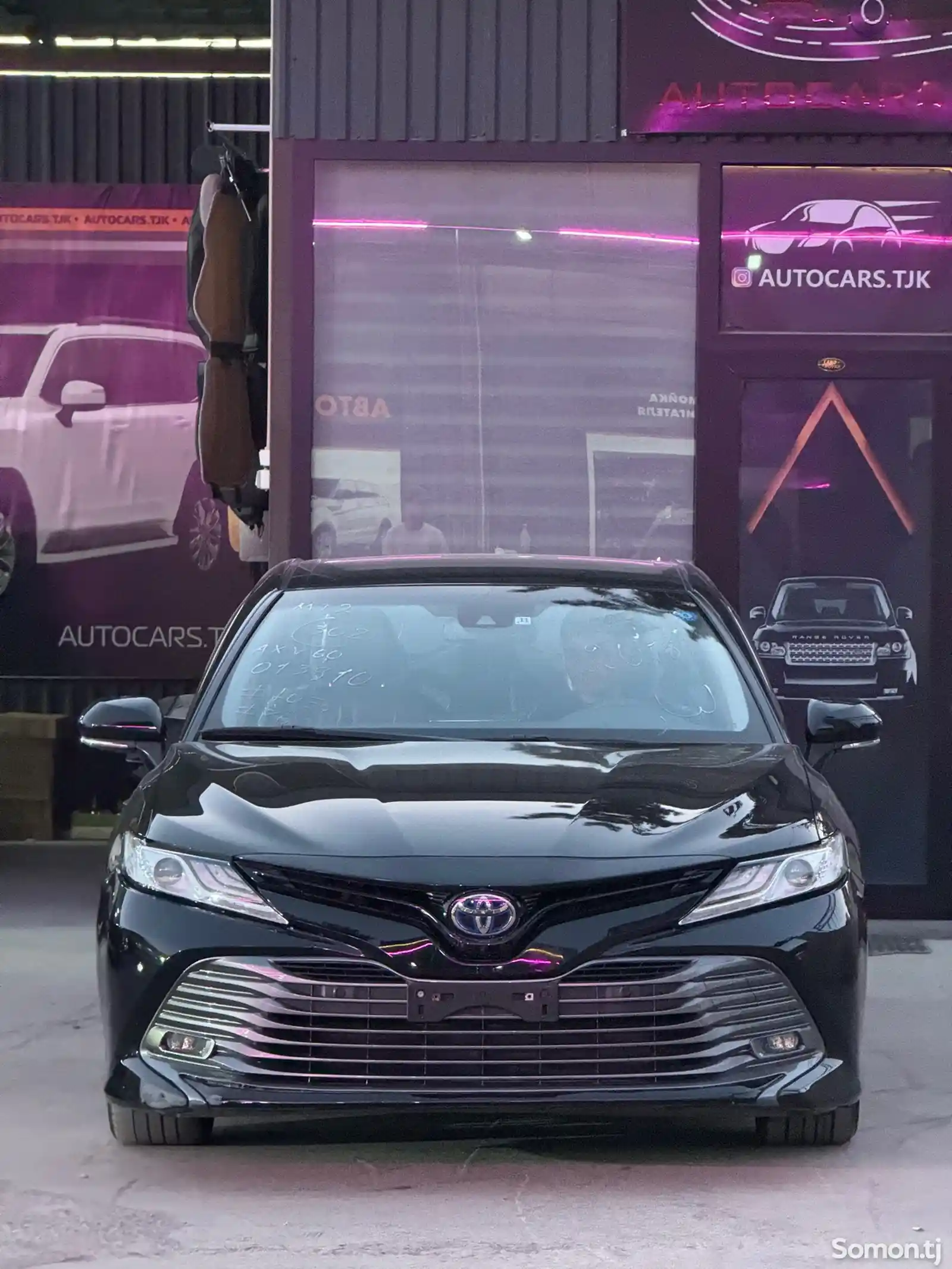 Toyota Camry, 2018-3