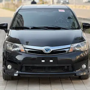 Toyota Fielder, 2014