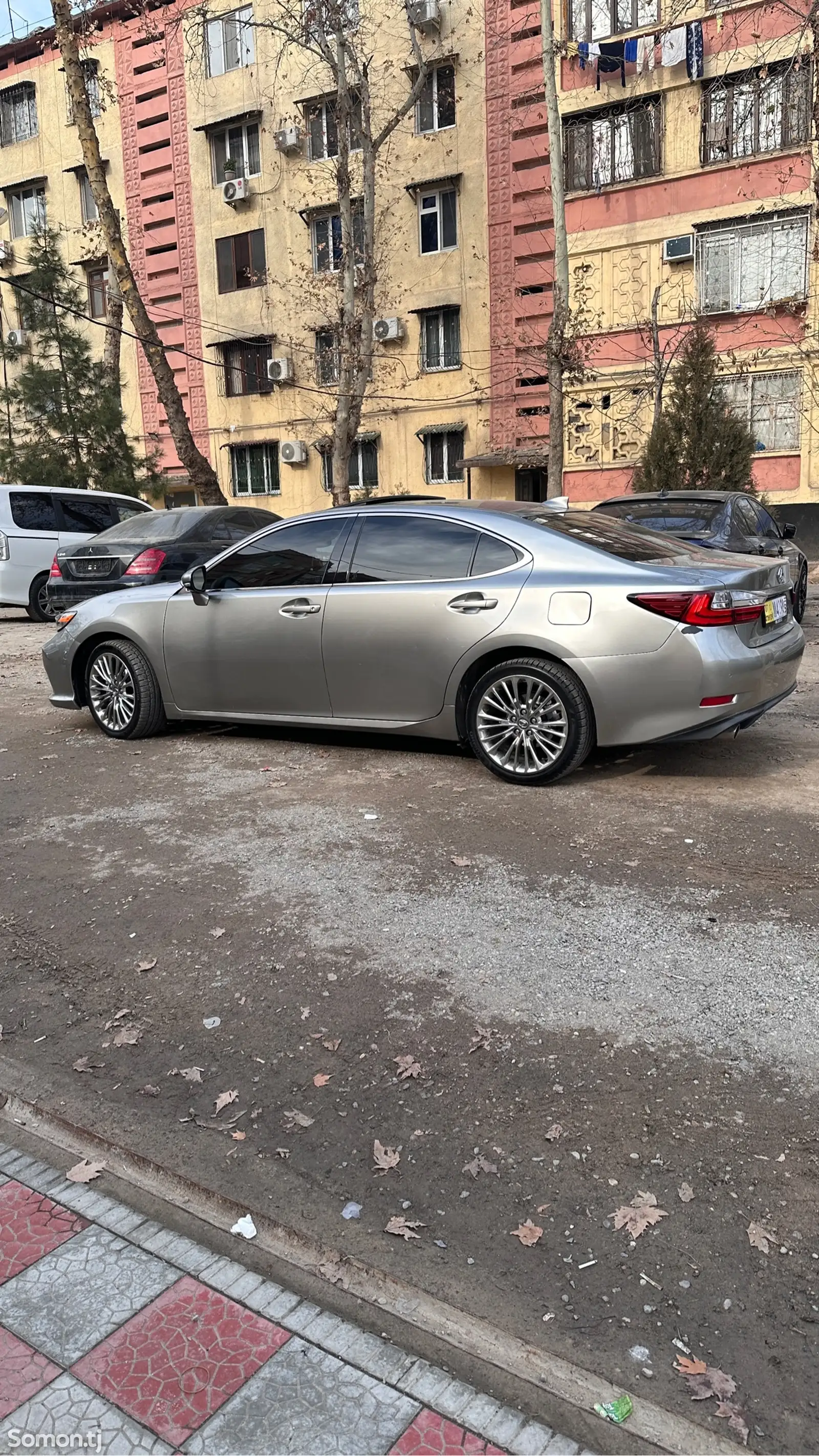 Lexus ES series, 2015-1