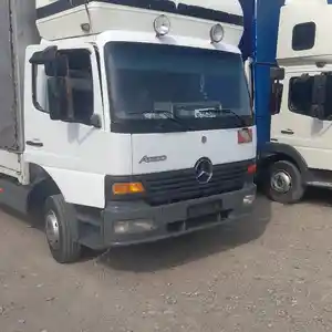 Бортовой грузовик Mercedes-Benz Atego , 823