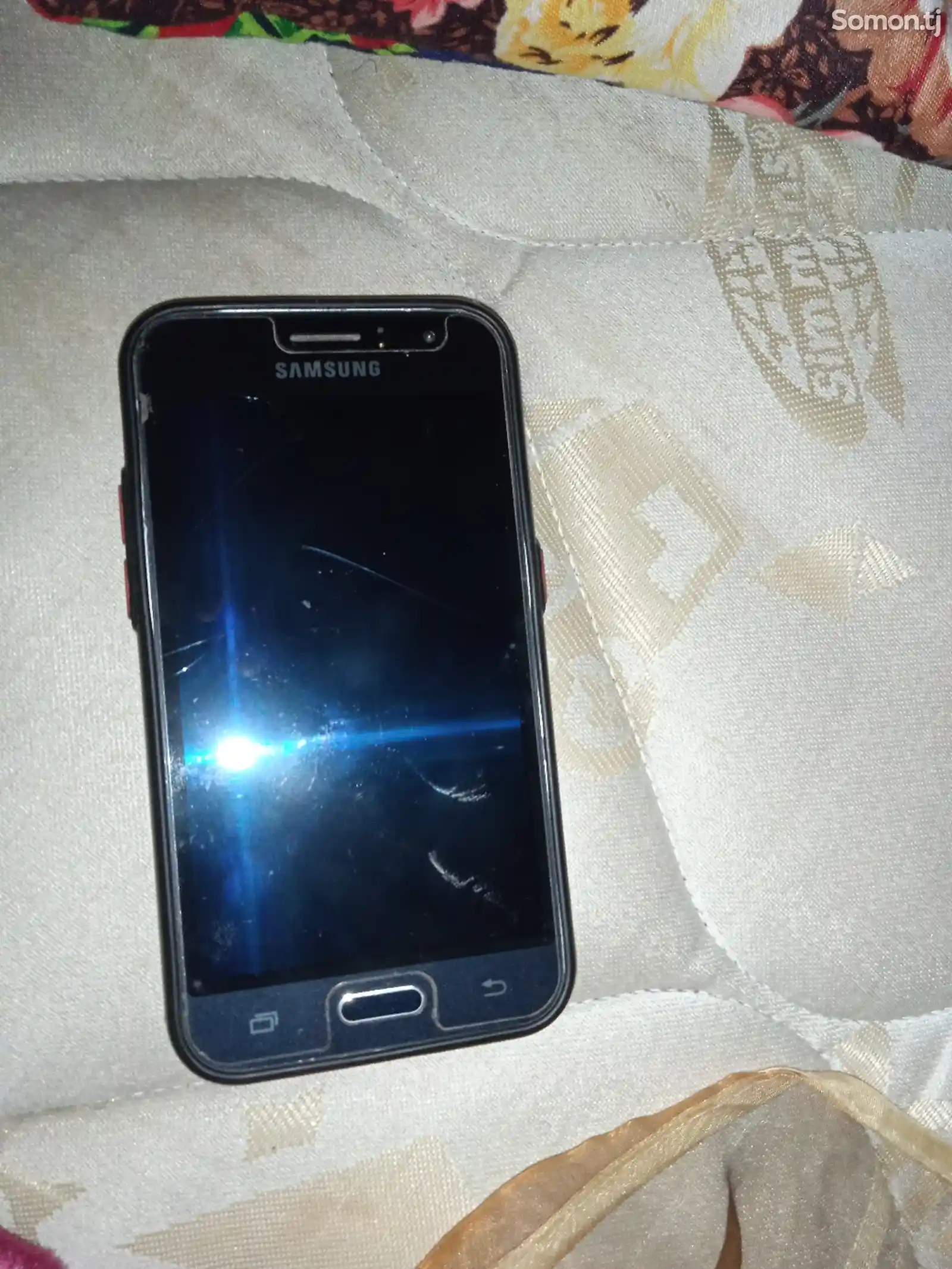 Samsung Galaxy J1-3