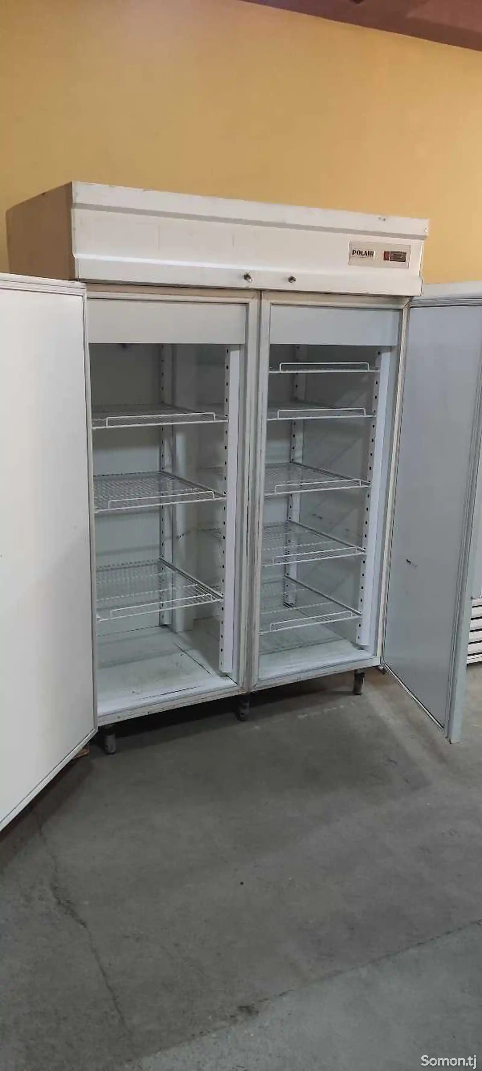 Холодильник шкаф-2