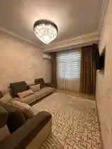 2-комн. квартира, 17 этаж, 50 м², Доми Форель(мости 46)-3