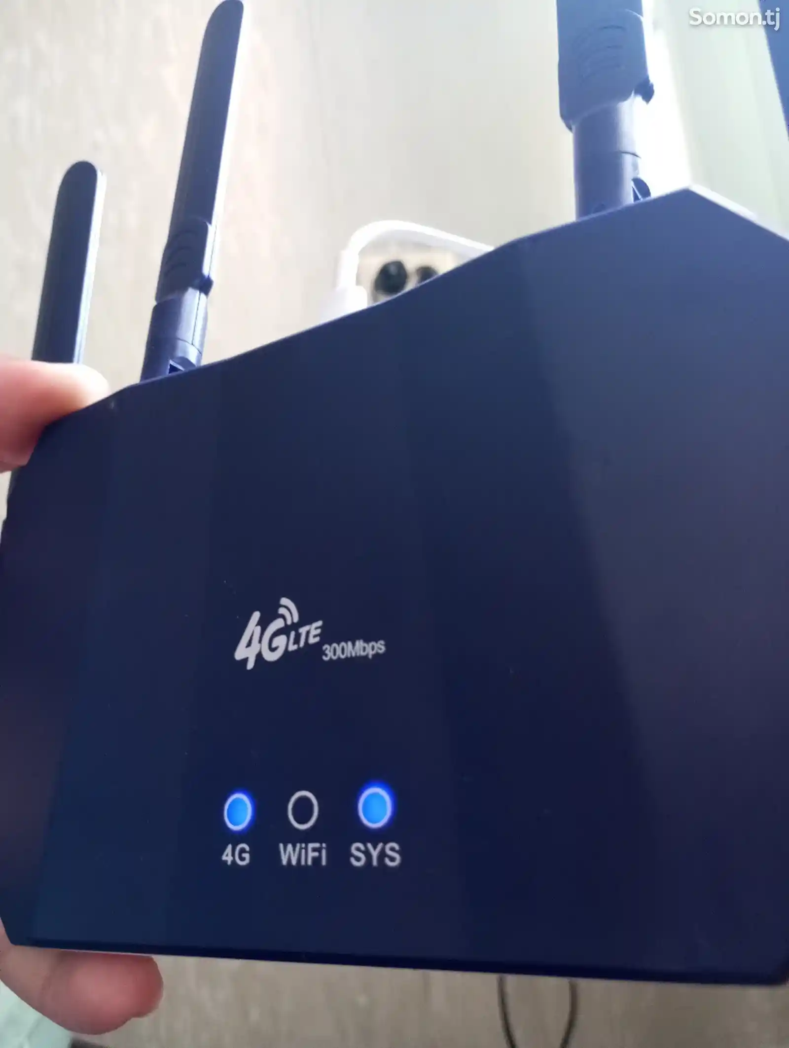 Wi Fi роутер-1