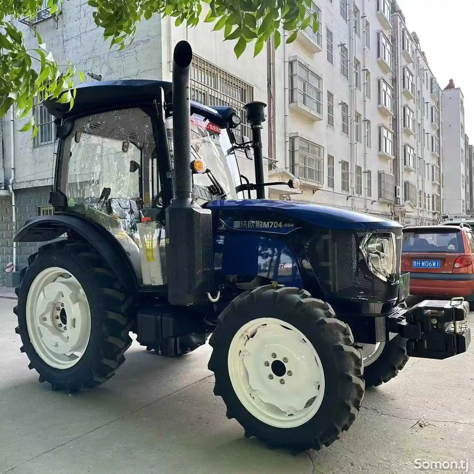 Трактор Lovol M704 на заказ-3