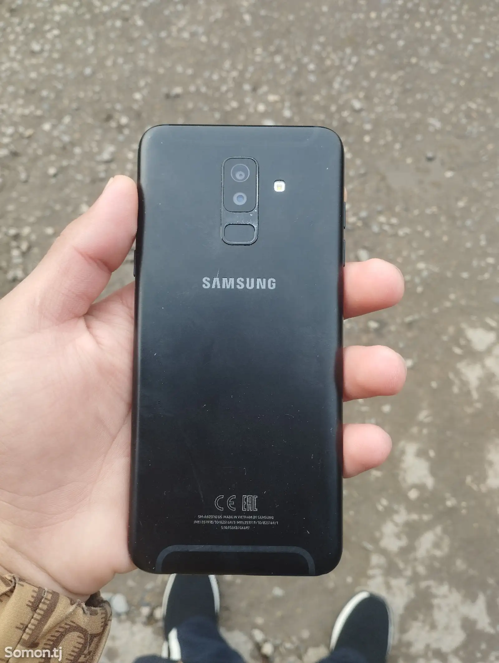 Samsung galaxy A6 plus-1