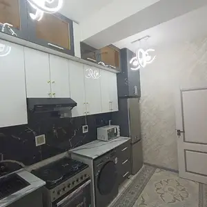 2-комн. квартира, 9 этаж, 67м², Шохмансур