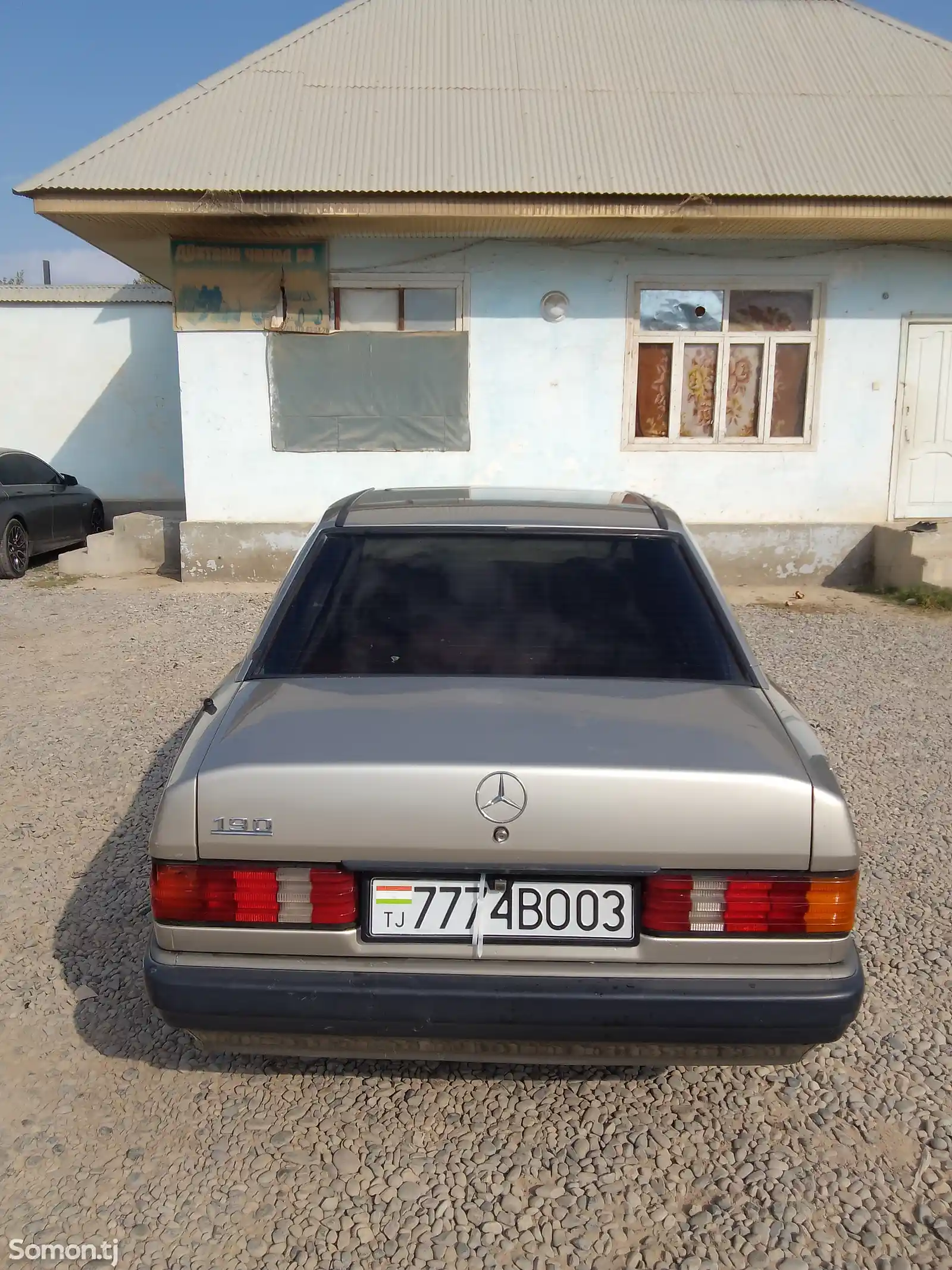 Mercedes-Benz W124, 1990-4