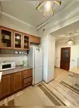 3-комн. квартира, 1 этаж, 80м², Славянский-6