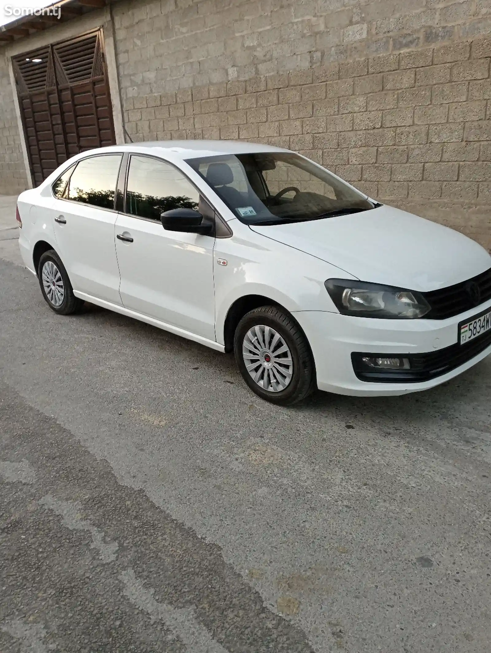 Volkswagen Polo, 2015-1