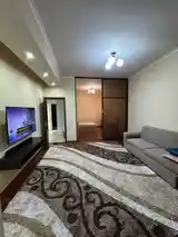 2-комн. квартира, 14 этаж, 60м², Дом Печать-5