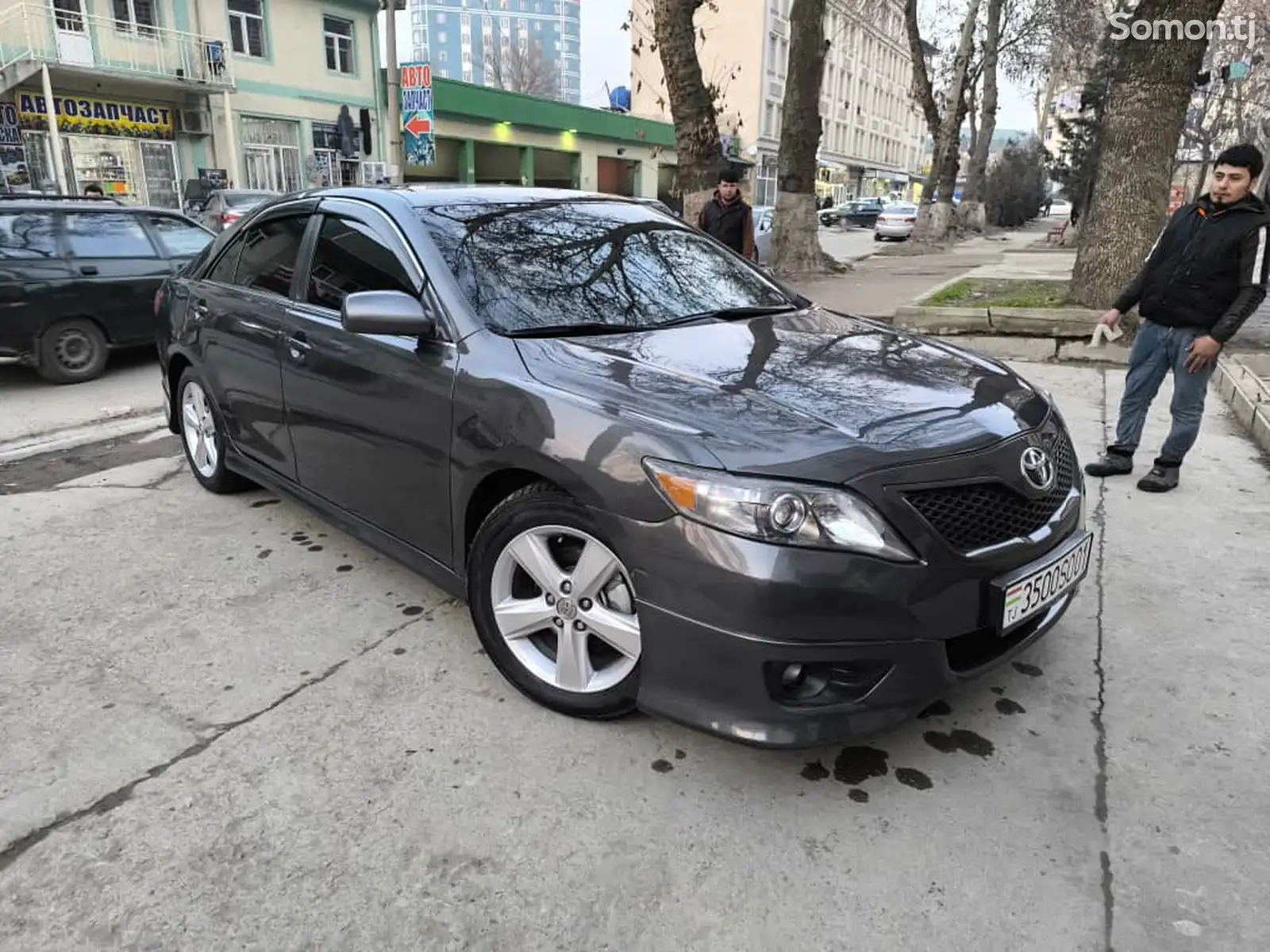 Toyota Camry, 2010-1