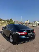 Toyota Camry, 2018-4