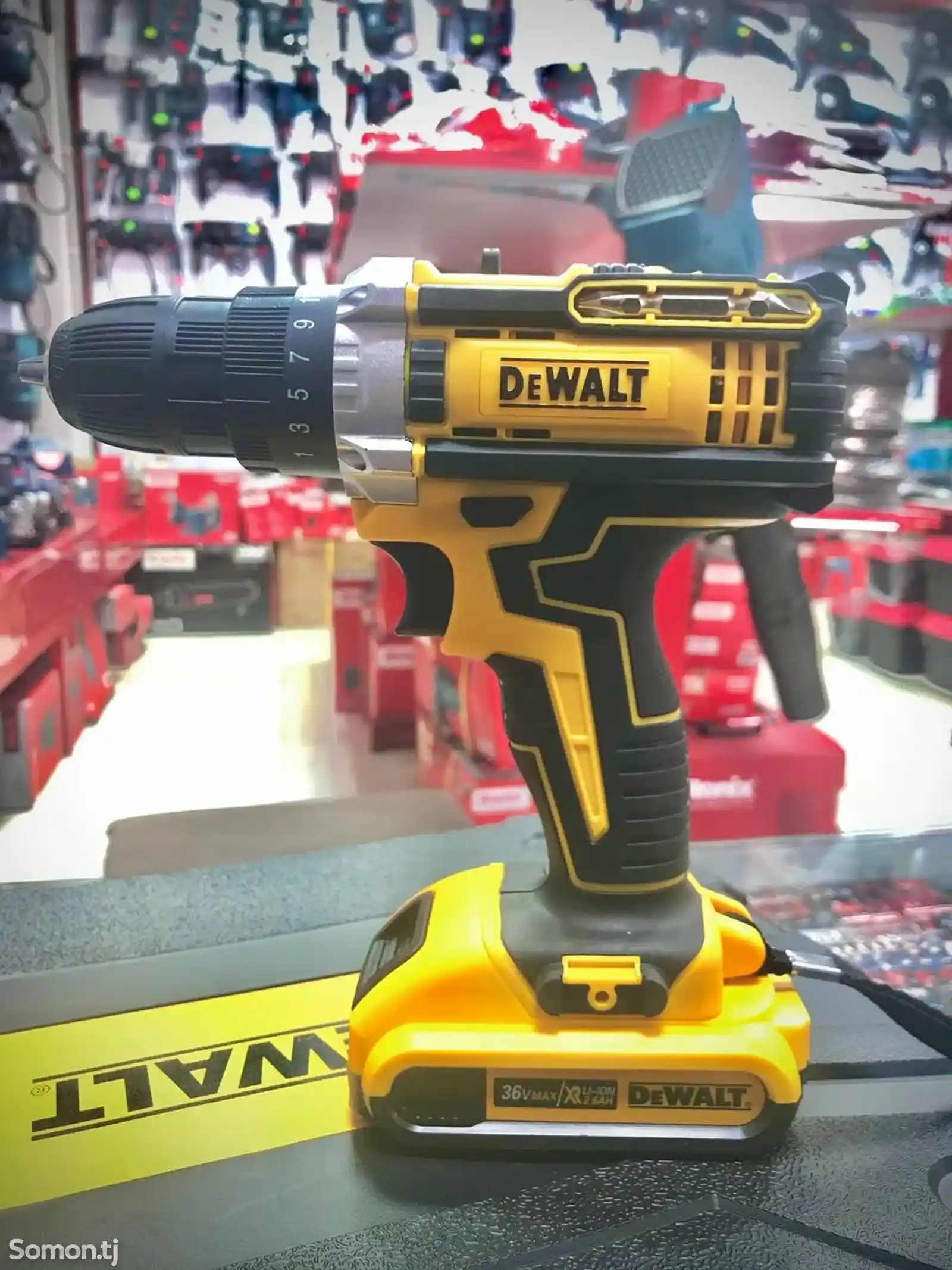 Набор шуруповерта Dewalt-4