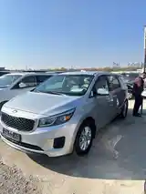 Kia Carnival, 2015-2