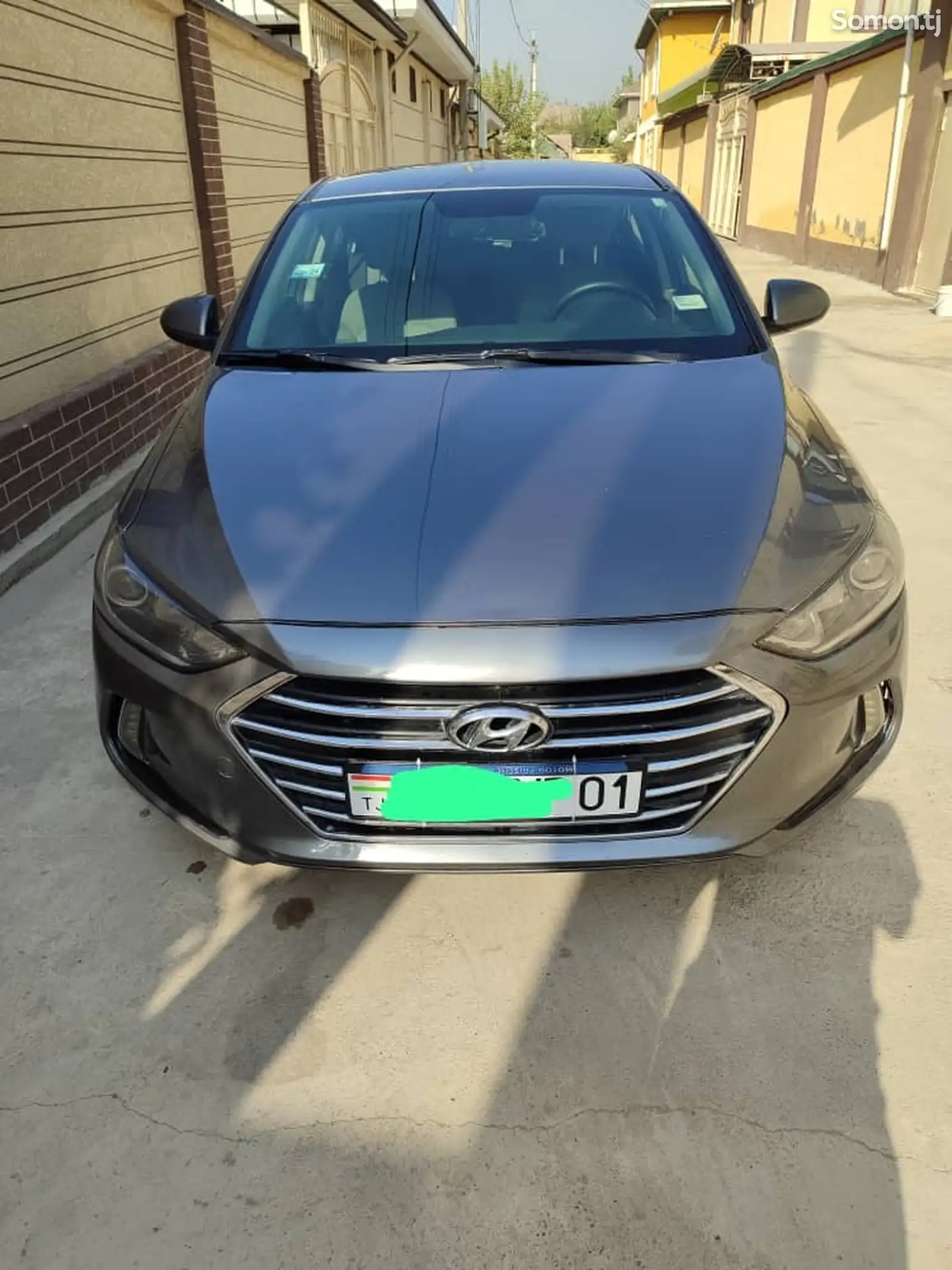 Hyundai Elantra, 2018-1