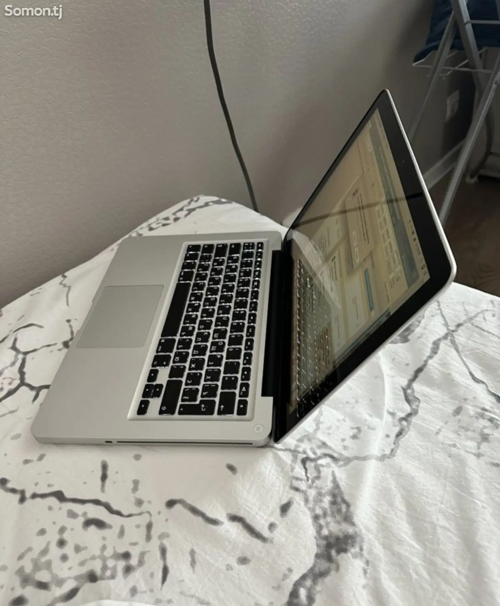 Ноутбук Apple macbook pro-4