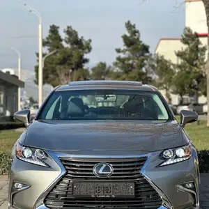 Lexus ES series, 2016