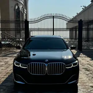 BMW 7 series, 2020