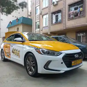 Hyundai Elantra, 2017