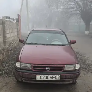 Opel Astra F, 1992