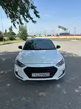 Hyundai Elantra, 2018-4